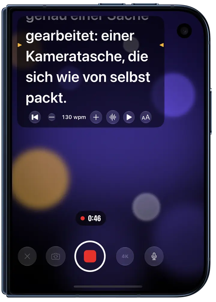Eyeline nimmt auf dem Außendisplay eines zugeklappten iPhone Duo auf: das Skript direkt unter der Frontkamera, die Zeile zum Ablesen bernsteinfarben markiert, mit 130 Wörtern pro Minute, die Aufnahme bei 0:46.
