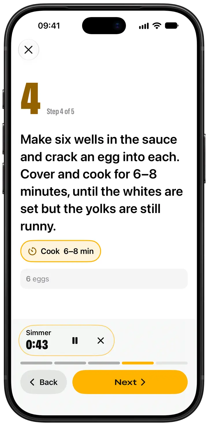 Cook mode on iPhone: step 4 of 5 of the shakshuka in large type, a Cook 6–8 min timer button under it, and a Simmer timer counting down.